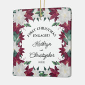 Burgundy White Poinsettias Erste Weihnachtsfeier V Keramikornament (Links)