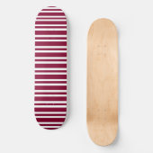 Burgundy White Stripes Seamless Pattern Skateboard (Vorderseite)