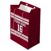 Burgundy White Team Jersey Name Mittlere Geschenktüte (Vorderseite Schrägansicht)