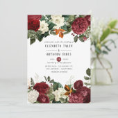 Burgundy Wine Red Floral Wedding Einladung (Stehend Vorderseite)