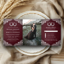 Burgundy Wood Horseshoes Lace Wedding Foto