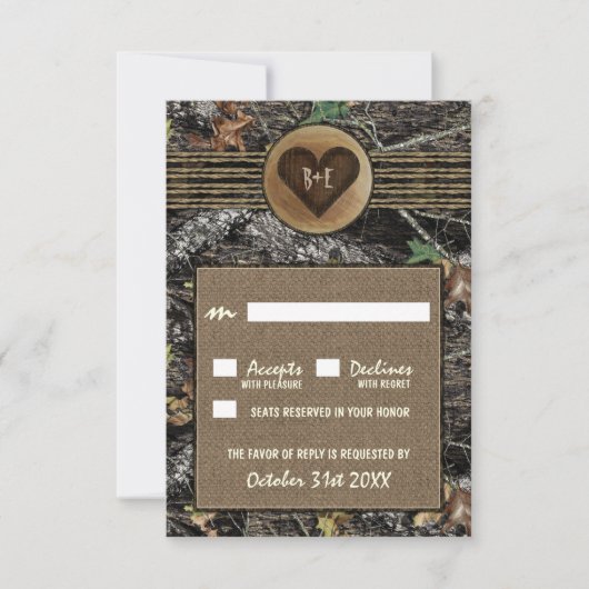 Burlap + Carved Heart Camouflage Wedding RSVP Card Karte (Vorderseite)