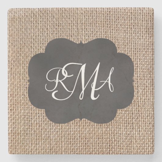 Burlap Chalkboard Look Triple Mit Monogramm Script Steinuntersetzer (Vorderseite)