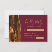 Burnt Orange Agate Gold Burgundy Wedding RSVP Karte (Vorderseite)