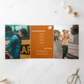 Burnt Orange Bold GRADUATE Letters & Cap Dreifach Gefaltete Ankündigung (Innenseite)
