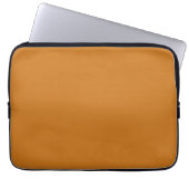 Burnt Orange Brown Solid Color Laptopschutzhülle (Vorderseite)