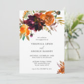 Burnt Orange Burgundy Fall Floral Engagement Party Einladung (Stehend Vorderseite)