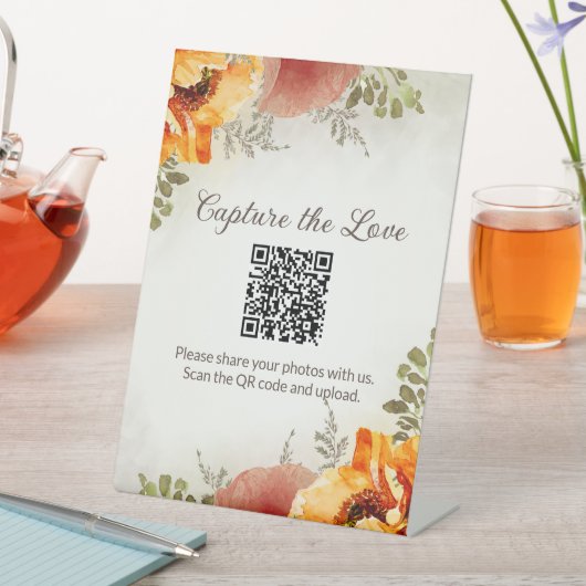 Burnt Orange Floral Wedding Share Fotos QR Code Sockelschild (In Situ)
