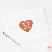 Burnt Orange Heart Minimalist Monogram Initial Herz-Aufkleber (Umschlag)