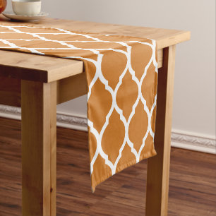Burnt Orange marokkanisches Quatrefoil Kurzer Tischläufer