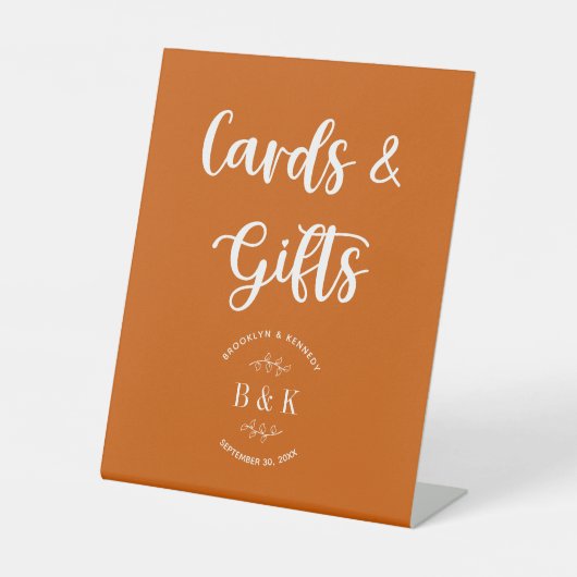 Burnt Orange Monogram Floral Wedding Cards & Gifts Sockelschild (Vorderseite)