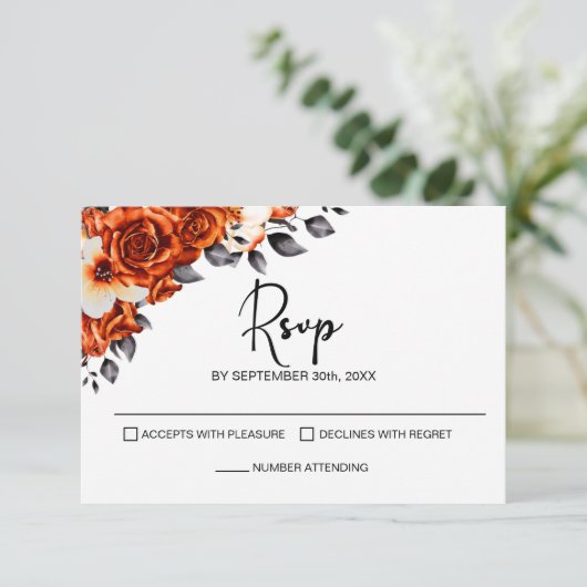 Burnt Orange Rose Floral Wedding RSVP (Stehend Vorderseite)