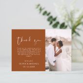 Burnt Orange Script Foto Hochzeit Danke Karte (Stehend Vorderseite)