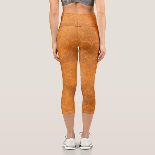 Burnt Orange Star Kaleidoscope Capri Leggings (Rückseite)