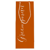 Burnt Orange Stylized Script Wedding Trauzeuge Geschenktüte Für Weinflaschen (Rückseite)