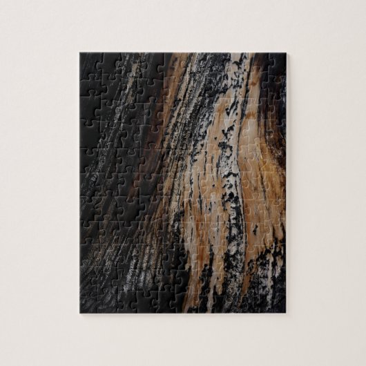 Burnt Tree Bark Texture Puzzle (Vertikal)