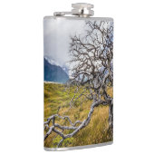 Burnt tree, Torres del Paine, Chile Flachmann (Rechts)