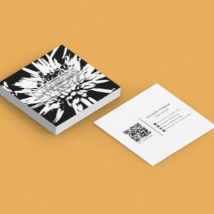 ©Bursting Joy/Modern Black n White Floral Design Quadratische Visitenkarte