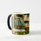 Bus Friedhof Schwarz/Weiß 11 oz Morphing Tasse (Vorderseite Links)