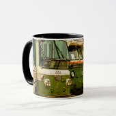 BUS GRAVEYARD KAFFEE TASSE (Vorderseite Links)