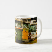 BUS GRAVEYARD KAFFEE TASSE (VorderseiteRechts)