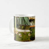 BUS GRAVEYARD KAFFEE TASSE (Vorderseite Links)