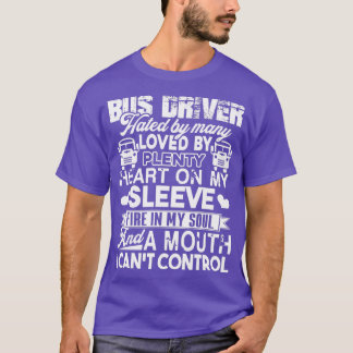 Busfahrer, der von vielen geliebt wird T-Shirt