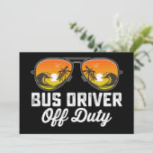 Busfahrer von der Sonnenbrille am letzten Schultag Einladung (Stehend Vorderseite)