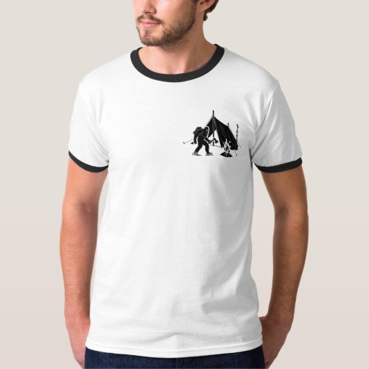 Bushcraft Adventure Camping Sasquatch T-Shirt (Vorderseite)