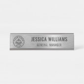 Business Logo Employee Elegant Faux Brushed Silver Schreibtischnamensplakette (Vorderseite )