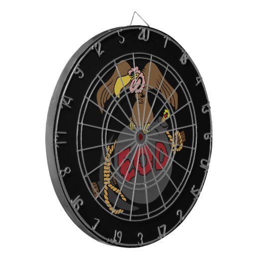 Bussard-Bombe und Auswahl Dartscheibe (Vorderseite Links)