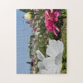 Busy Bee Puzzle, 11" x 14", 252 pieces Puzzle