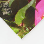 Busy Lizzie Pink und Green Fleecedecke (Ecke)
