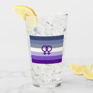 Butch-Lesbische Liebe WLW Pride Glas