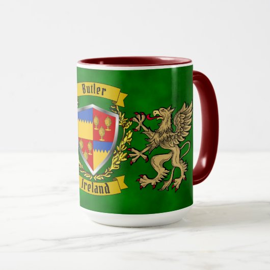 Butler Irish Shield & Griffins Personalisiert Tasse (VorderseiteRechts)