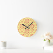 Butter und Cranberry Damask Runde Wanduhr (Zuhause)