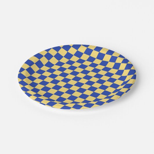 Butter yellow and blue checkered board pattern pappteller (Schrägansicht)