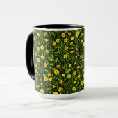 Buttercups auf schwarz tasse (Vorderseite Links)