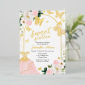 Butterfly 16 . Geburtstag Blush Blumenkleid Gold Folieneinladung (Stehend vorne)