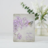 Butterfly auf Lilacs Hochzeit laden Einladung (Stehend Vorderseite)