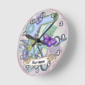 Butterfly Beautician Runde Wanduhr (Winkel)