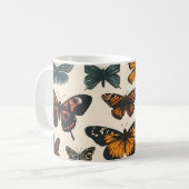 Butterfly Bliss: Vintag Kaffeetasse (Vorderseite Links)