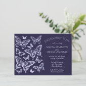 Butterfly Chic | Lavendel Lila Violettsäule Verlob Einladung (Stehend Vorderseite)