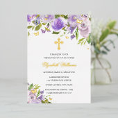 Butterfly Floral Lila Gold Girl Taufe Folieneinladung (Stehend vorne)