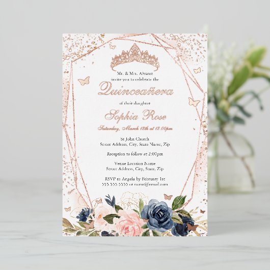 Butterfly Floral Pink Navy Quinceanera Folieneinladung (Stehend vorne)
