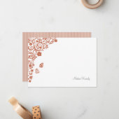 Butterfly Garden Dusty Peach Strip Name Mitteilungskarte (Vorderseite/Rückseite Beispiel)