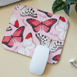 Butterfly Girly Chic Muster Personalisierter Name Mousepad<br><div class="desc">Butterfly Girly Chic Muster Personalisiert Name Mouse Pads bietet ein hübsches Schmetterlingsmuster mit Ihrem personalisierten Namen. Personalisiert,  indem Sie den Text in dem dafür vorgesehenen Textfeld bearbeiten. Entworfen von ©Evco Studio www.zazzle.com/store/evcostudio</div>