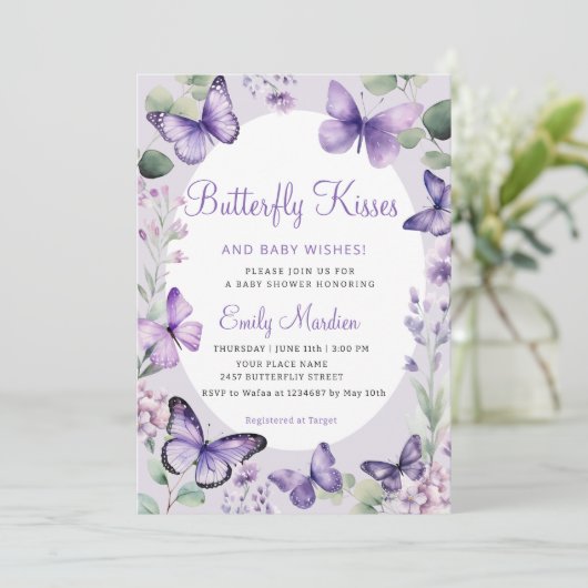 Butterfly Kisses & Baby wünscht Lila Babydusche Einladung (Stehend Vorderseite)