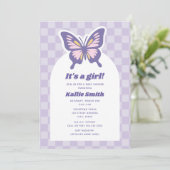 Butterfly Lavender Checkerboard Girl Baby Dusche Einladung (Stehend Vorderseite)