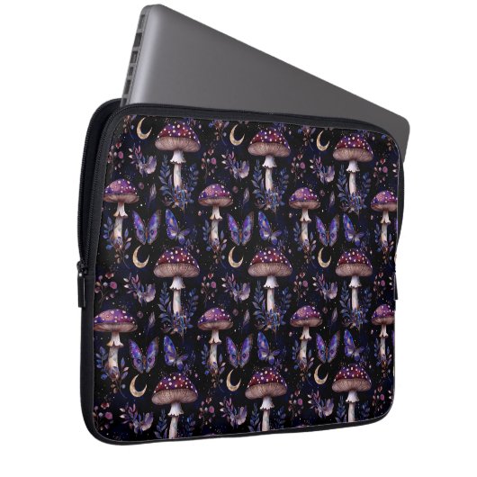 Butterfly Mushroom Floral Dark Whimsical Pattern Laptopschutzhülle (Vorne Rechts)